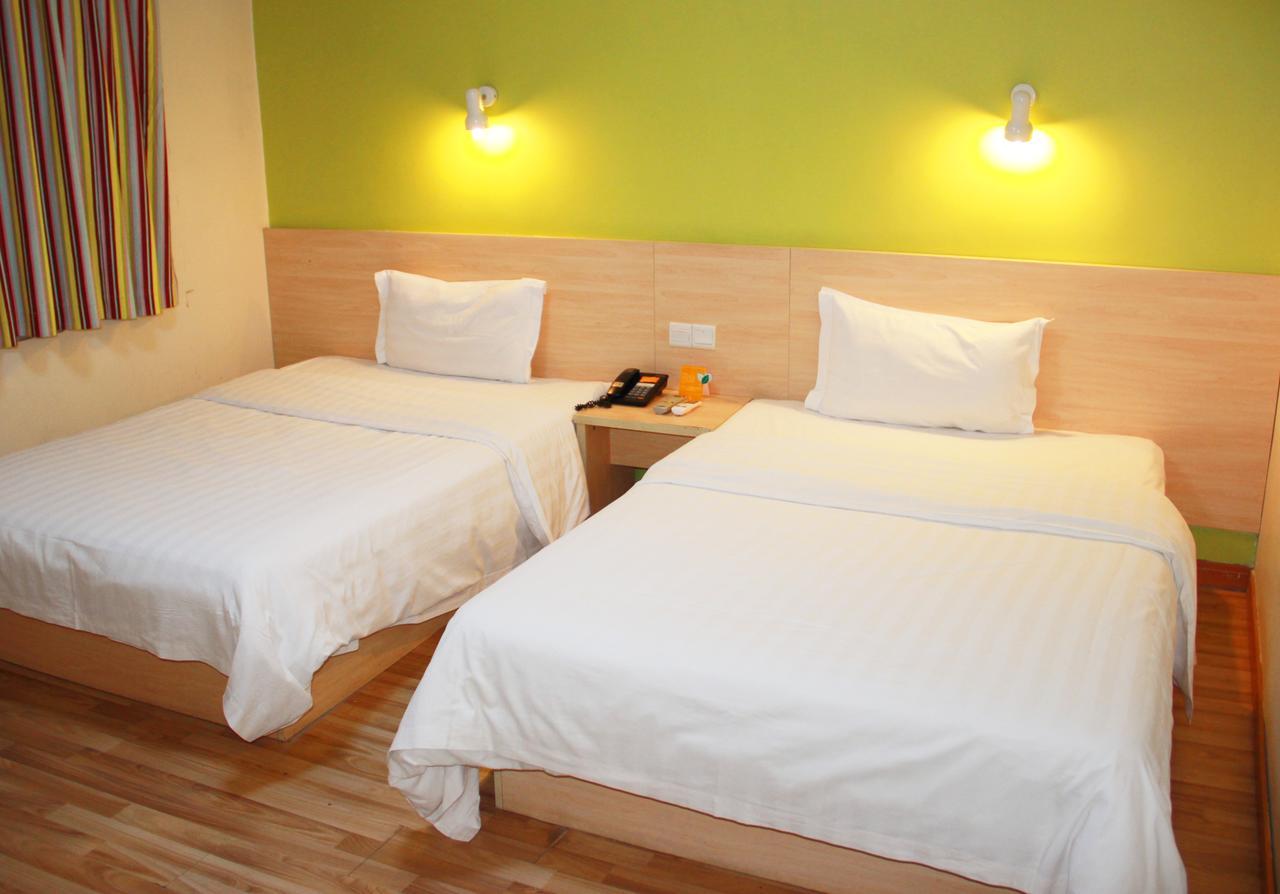 7Days Inn Huludao Xingcheng Hot Spring Street Eksteriør billede