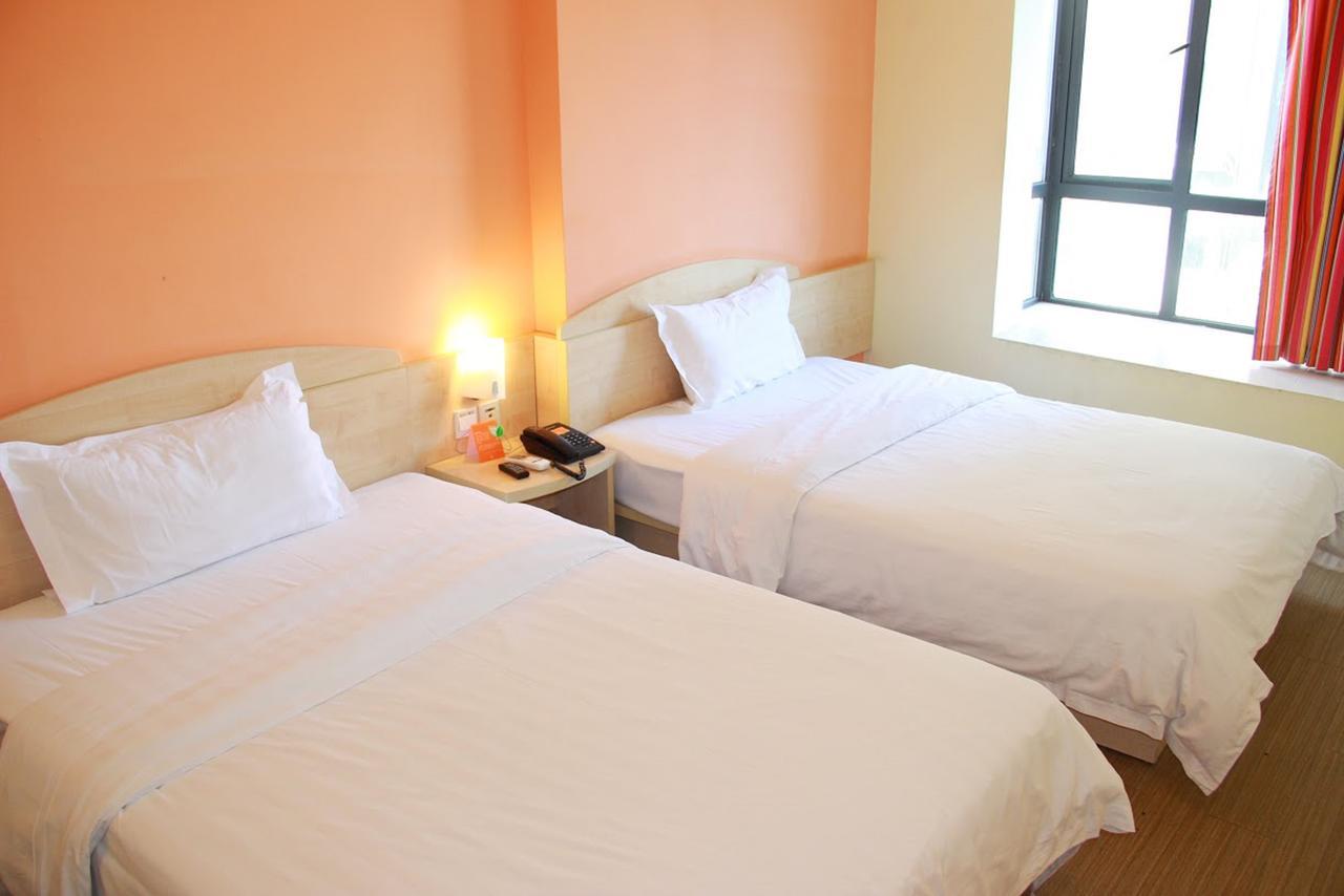 7Days Inn Huludao Xingcheng Hot Spring Street Eksteriør billede